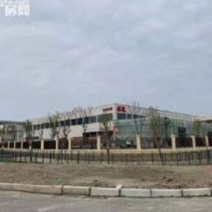 成都现代工业园 框架式花园研发楼 1