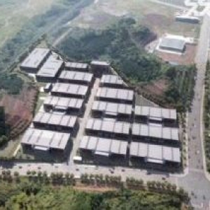遂宁经开区现房出售1200㎡独门独院单层钢结构层高12米41