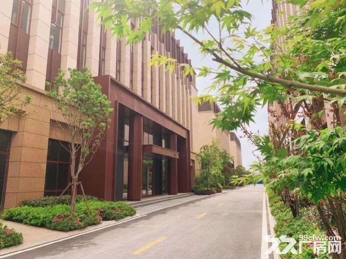 现代建筑风格、德系精工品质、标准定制厂房可租可售-图2