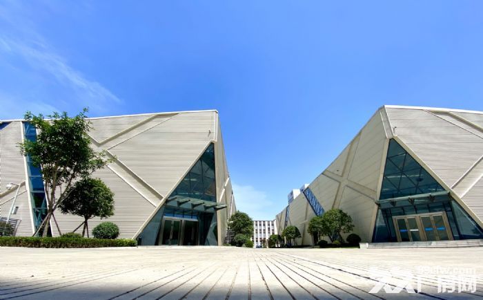 温江园区稀缺钢结构厂房 1800平