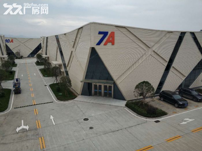 天府新区新建厂房，2550平米可分租，形象好 高新技术企业聚集。