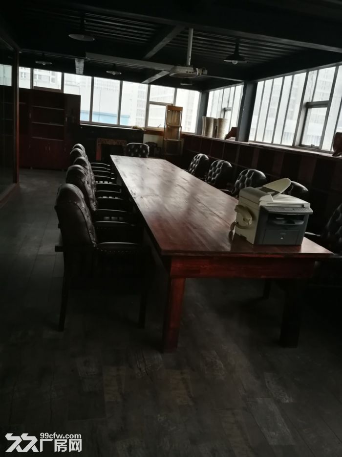 高新西区，地理位置好，375平独立空间，跃层结构，可作为办公或研发使用-图2